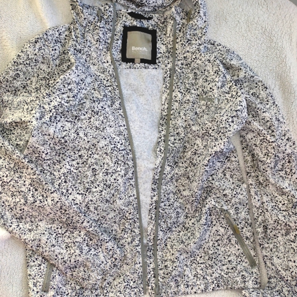 Bench women's multipurpose city clothing jacket size large